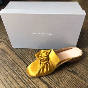 Club Monico Tatelyn Bow Satin Slides SZ 5!!! NWT